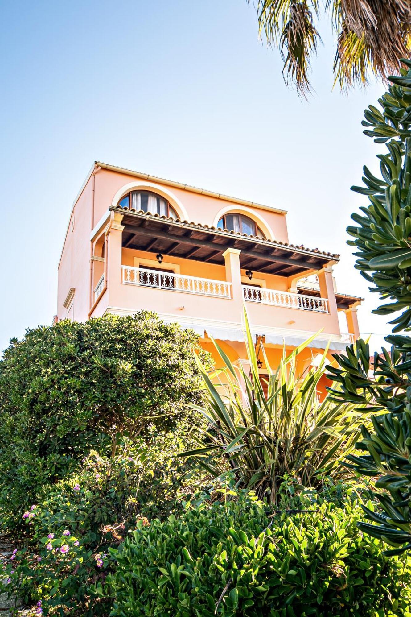 Romeo Seaside Luxury