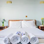 Romeo Seaside Luxury Suite