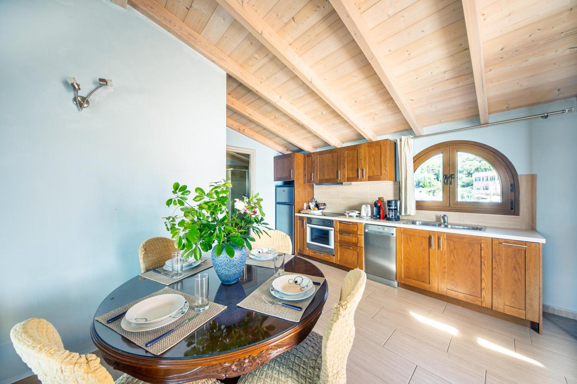 Romeo Seaside Luxury * Agios Georgios Pagon