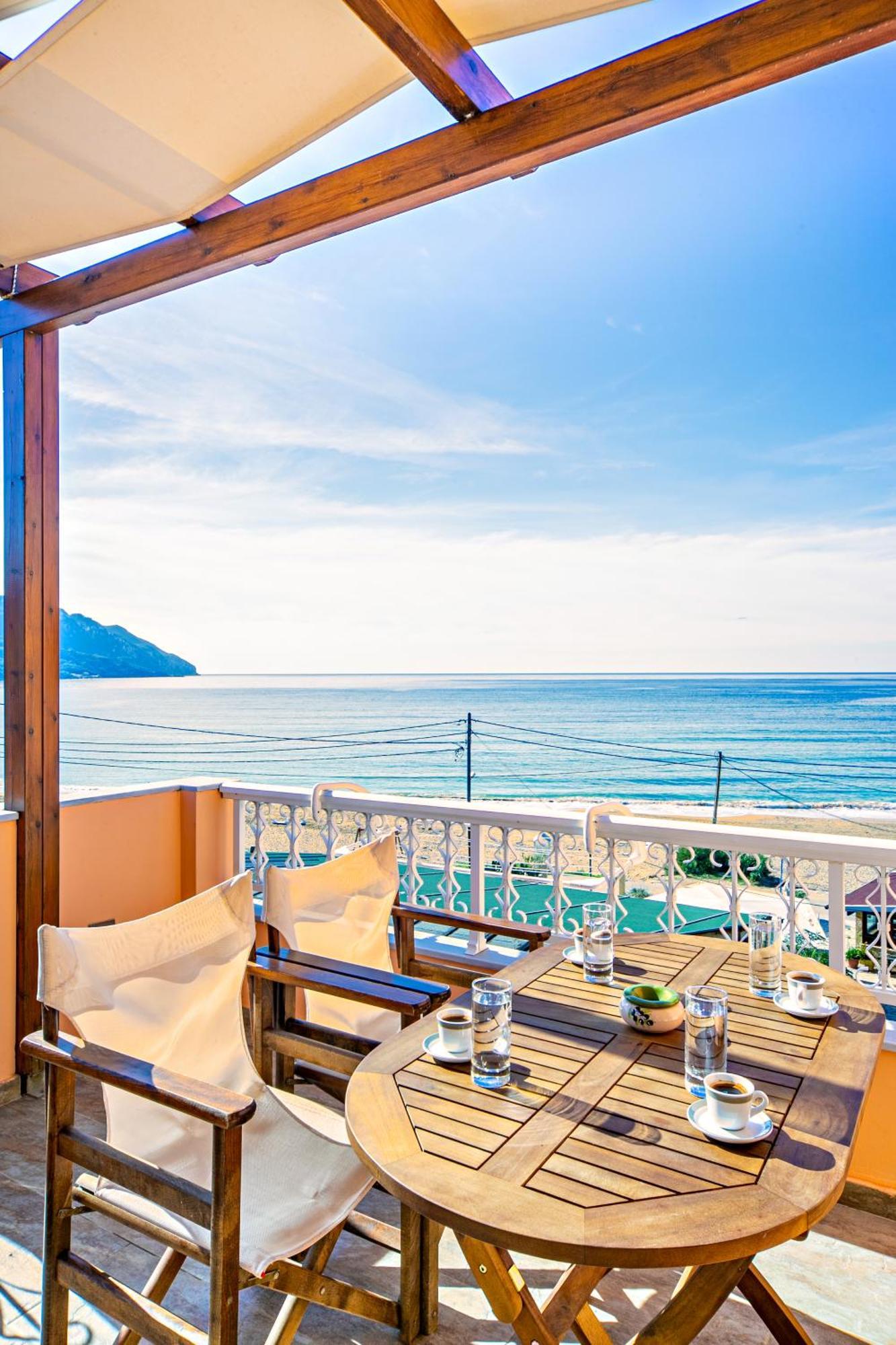 Romeo Seaside Luxury Agios Georgios Pagon