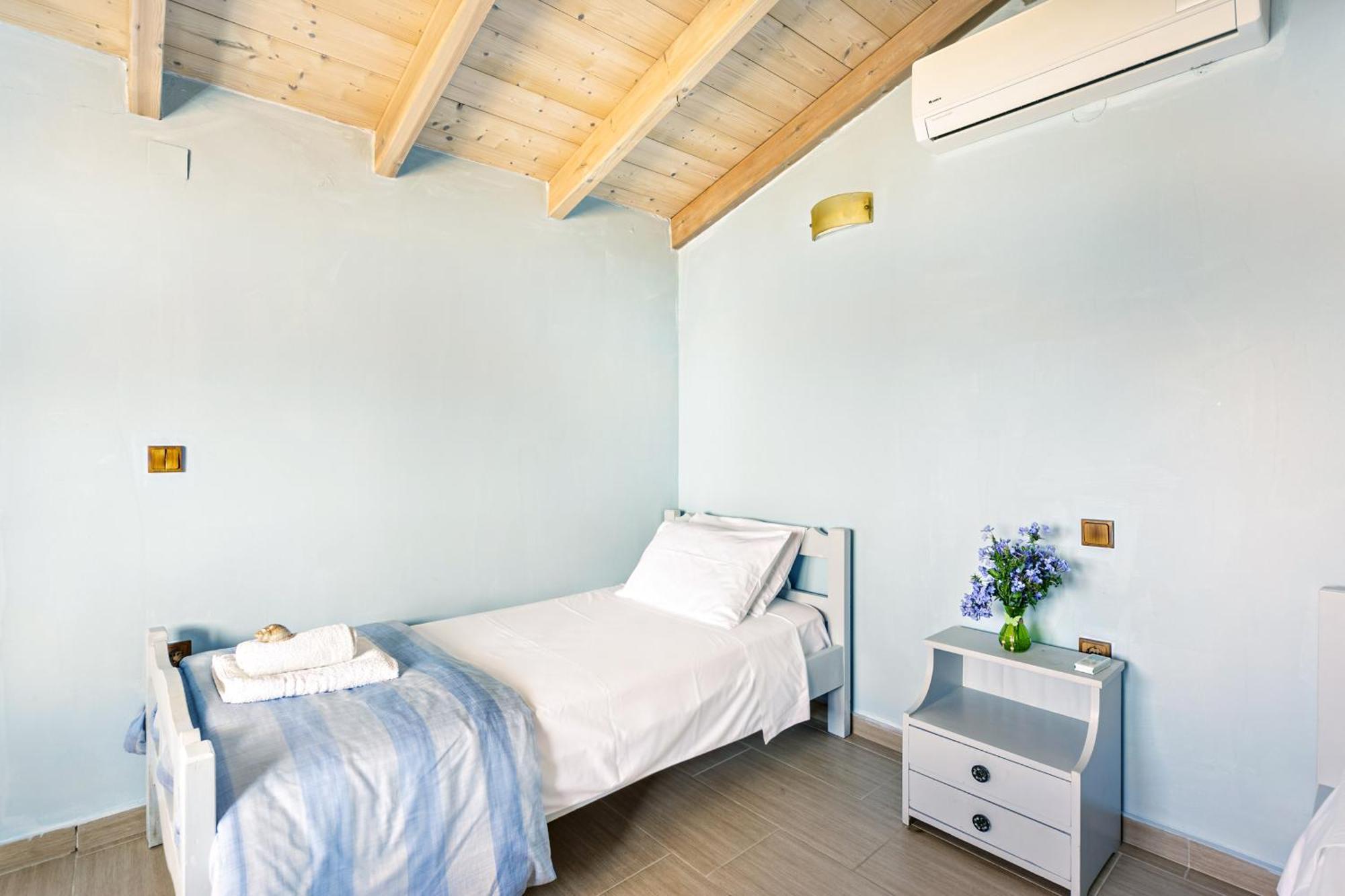 Romeo Seaside Luxury Agios Georgios Pagon